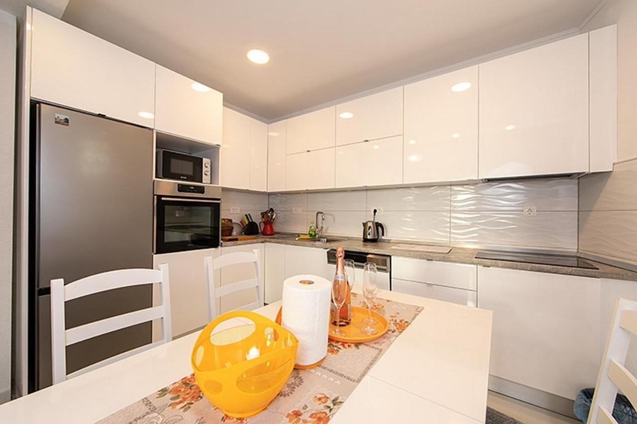 Apartment Tucepi 6695A Экстерьер фото